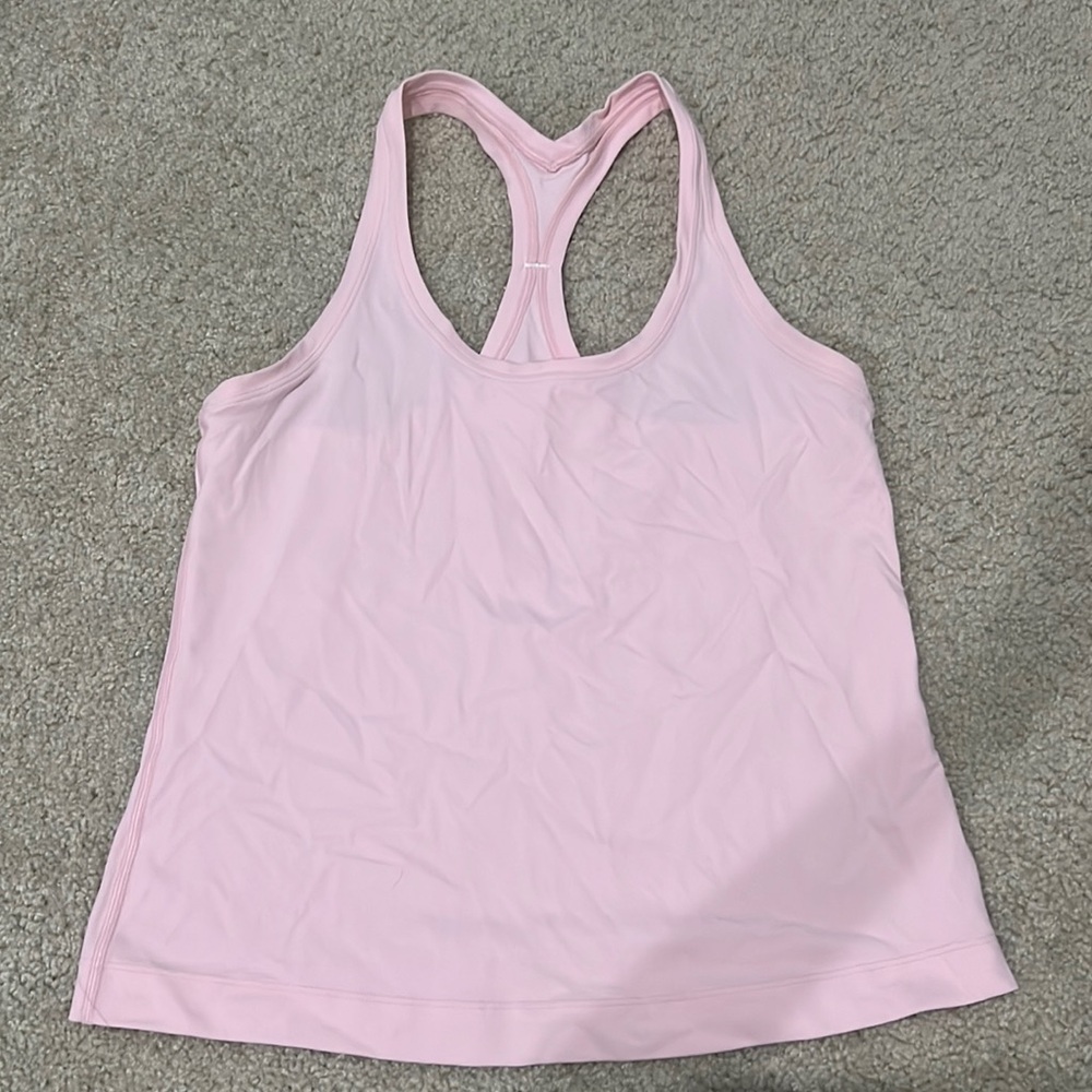 Lululemon tank top pink size 6 tag is gone
